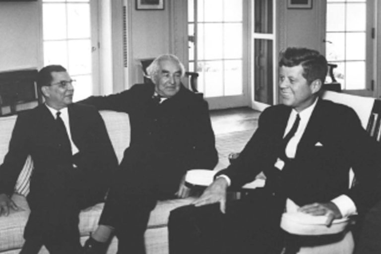 Alexander-Bustamante-talking-with-JFK-and-friend-Heroes-United