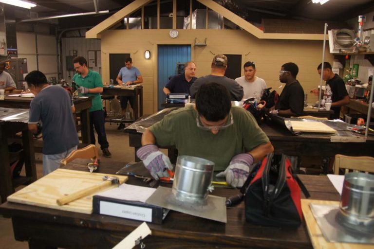 Student learning HVAC trade in a class - Heroes United